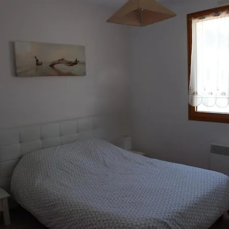 Les Oyats Holiday home