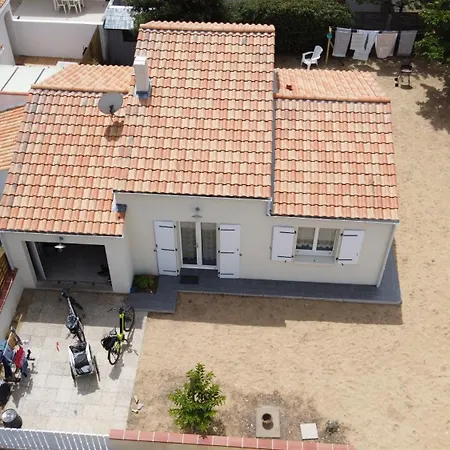 Les Oyats Holiday home
