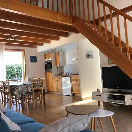 Les Oyats Holiday home